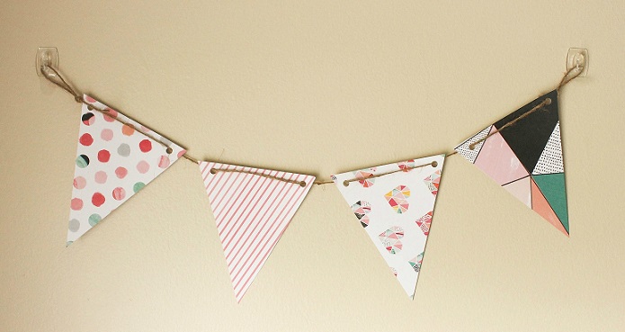 Paper Pennants - easy craft ideas to decorate your home