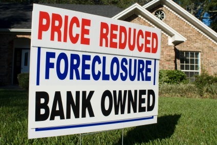 Pros and cons of foreclosures